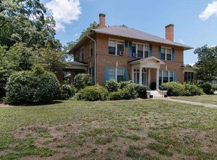 200 W Walnut St, Clinton, SC 29325