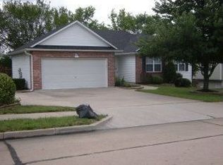3804 S Blue Cedar Ln, Columbia, MO 65203