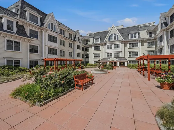 225 Stanley Avenue #121, Mamaroneck, NY 10543