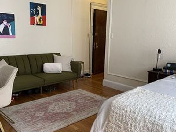 2nd image of 2001 Commonwealth Ave APT 33