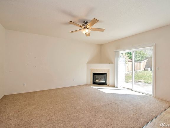 5th image of 3624 Bacall St NE