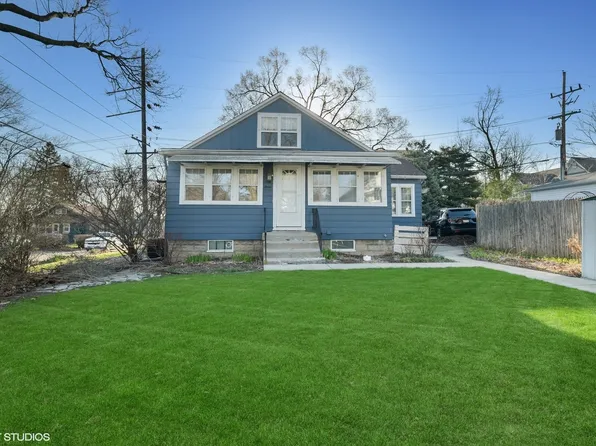 (undisclosed Address), Libertyville, IL 60048