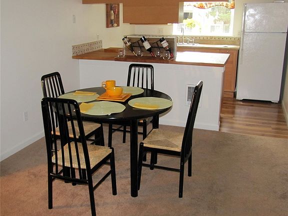 3rd image of 14222 NE 181st Pl APT N104
