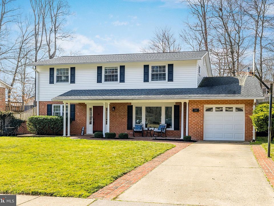 1st image of 5381 Gainsborough Dr