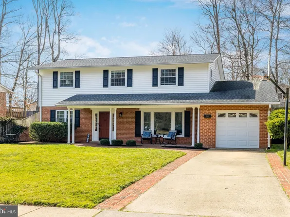 5381 Gainsborough Dr, Fairfax, VA 22032