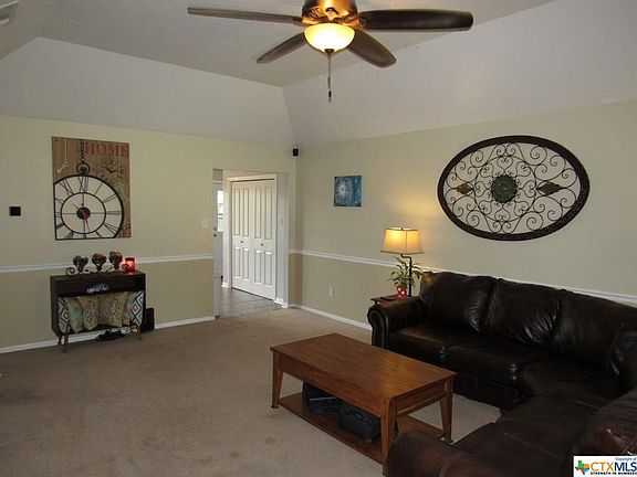 2nd image of 403 Diana Ln
