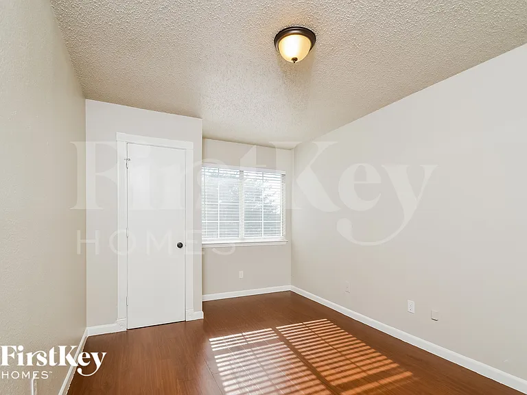 2013 Raven Ln — Photo 11