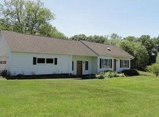 1154 Rutledge Rd, Transfer, PA 16154