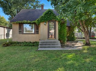 809 11th St W, Hastings, MN 55033