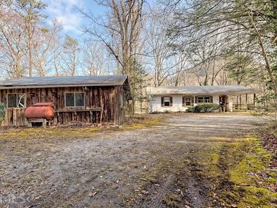 70 Haven Ln, Tiger, GA, 30576