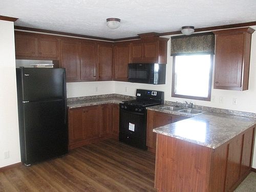 3rd image of 71 Jenny Ln