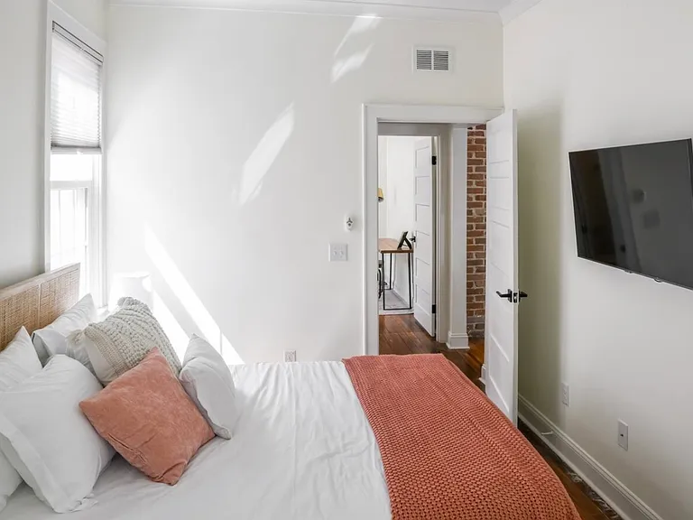 19 N Tracy St — Photo 26