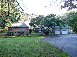 140 E Rocks Rd, Norwalk, CT 06851