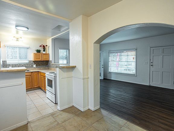 5th image of 4759 67th St