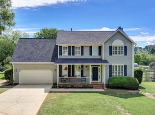 7 Hyde Park Ln, Mauldin, SC 29662