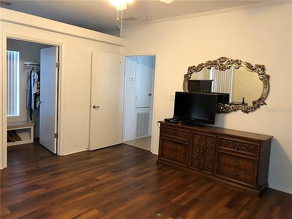 3rd image of 12039 Kirtland Ave