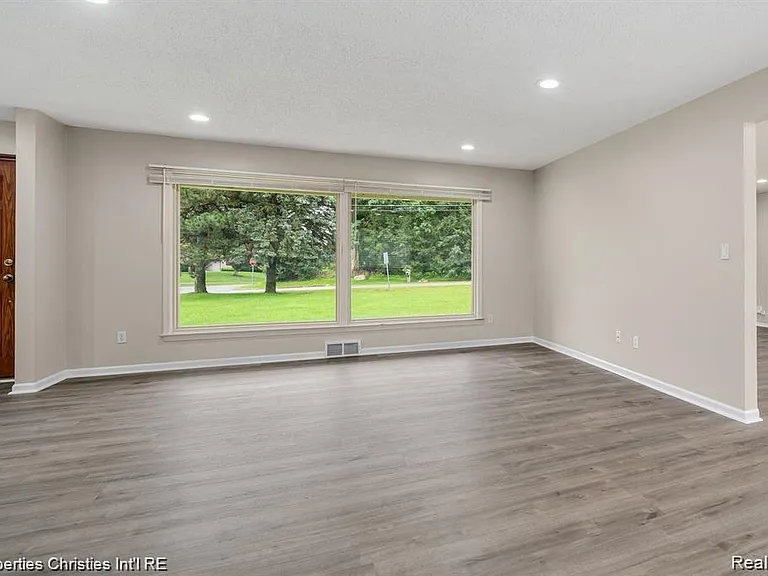 4912 S Clunbury Rd — Photo 12