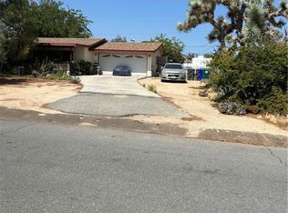 7674 Dumosa Ave, Yucca Valley, CA 92284