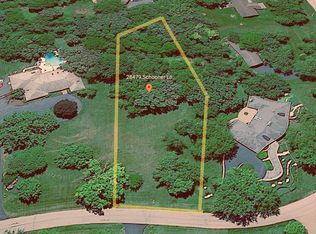 28479 Schooner Ln, Lake Barrington, IL 60010