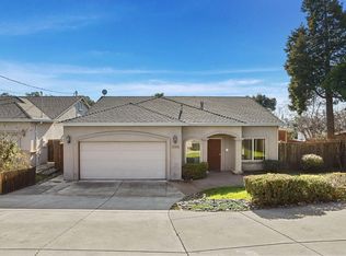 2166 River Dr, Stockton, CA 95204