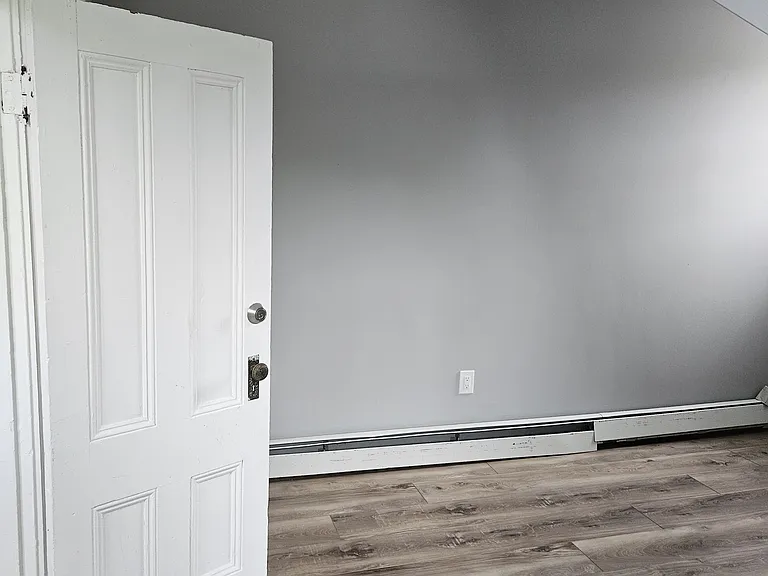 14 Hillside St #9 — Photo 6
