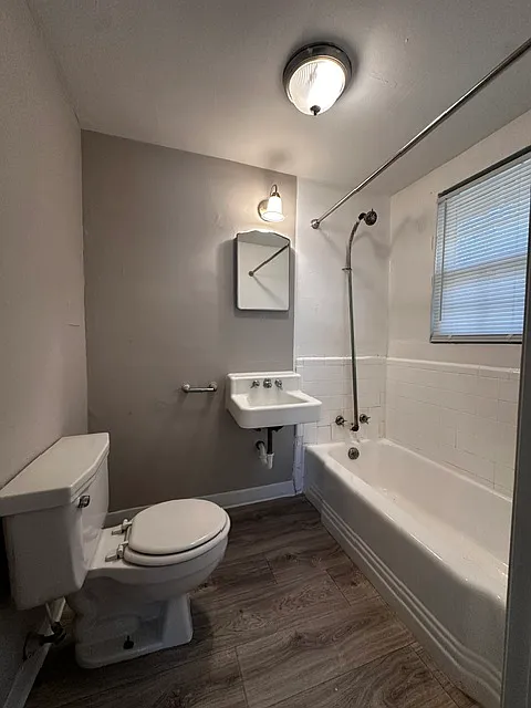 1 bed, 640 sqft, $700 — Photo 4
