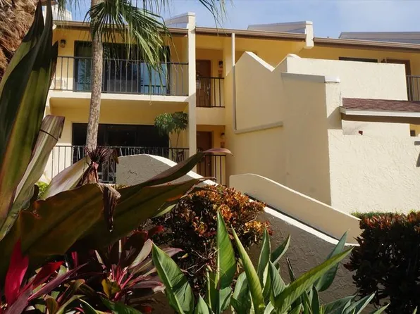 7530 Sunshine Skyway Ln S APT 115, Saint Petersburg, FL 33711