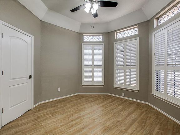 5th image of 4209 Pleasant Oaks Ct