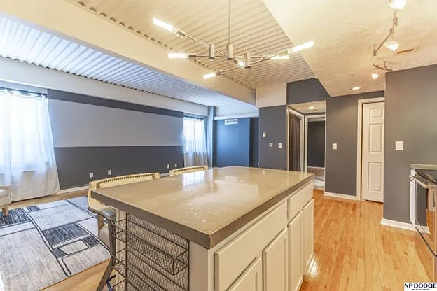 105 N 31st Ave #701 — Photo 6