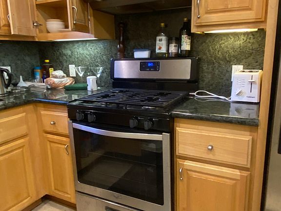5th image of 1436 Kentfield Ave #A