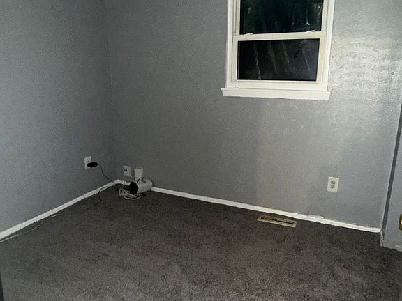 3rd image of 3784 E 142nd St