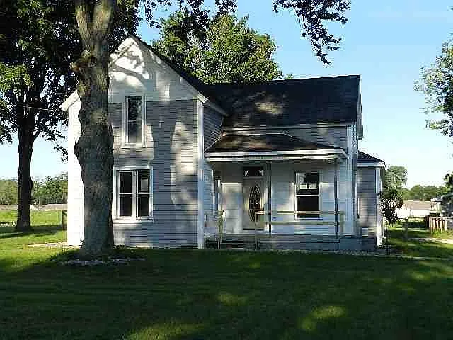 695 N 175 E photo 1