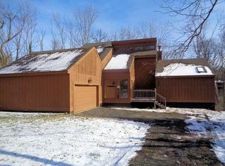 5436 Falcon Ln, West Chester, OH 45069
