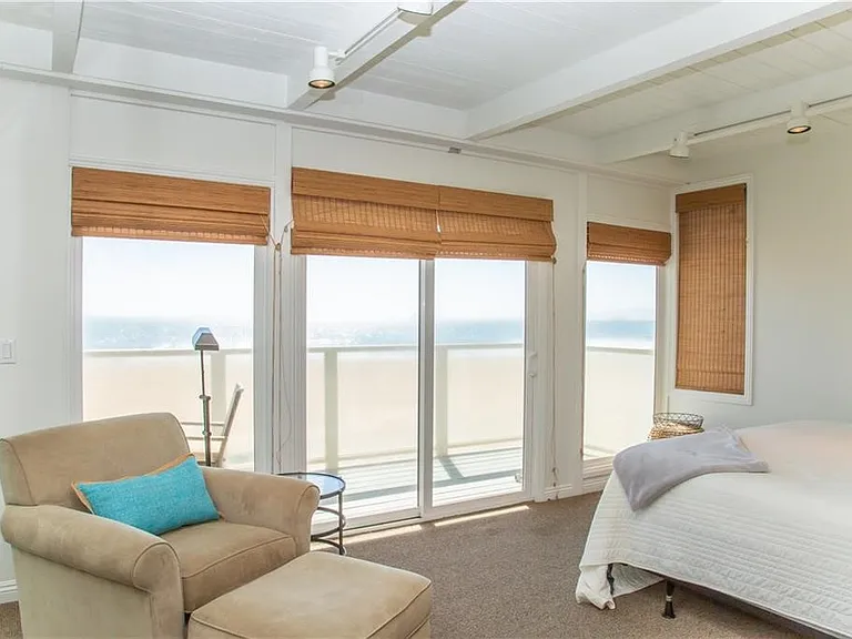 35A Surfside Ave — Photo 23