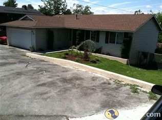 910 Pecks Canyon Rd, Yakima, WA 98908