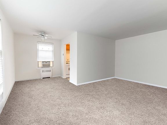 5th image of 67 Edwards St APT 1C