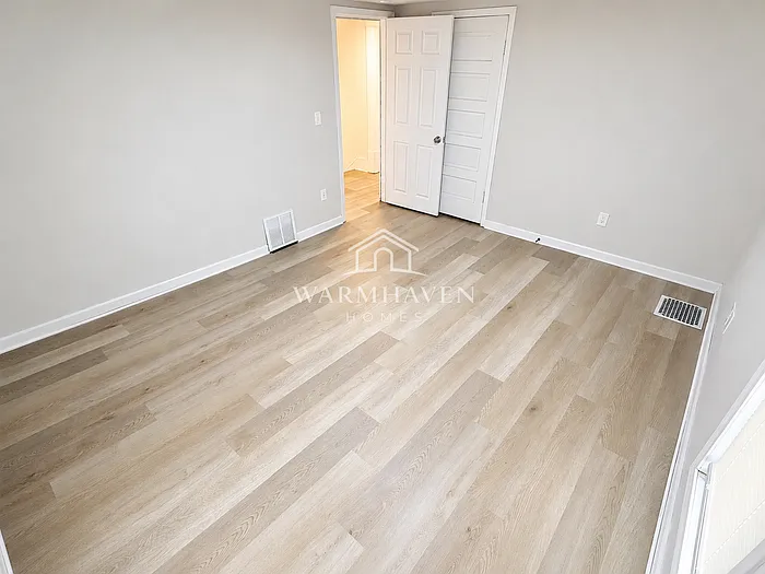 557 W Hopocan Ave — Photo 13