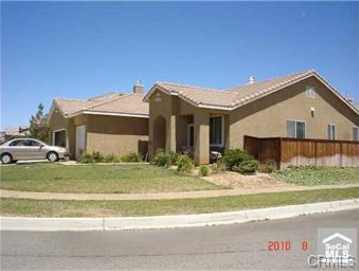 2nd image of 8905 Gentian Ave
