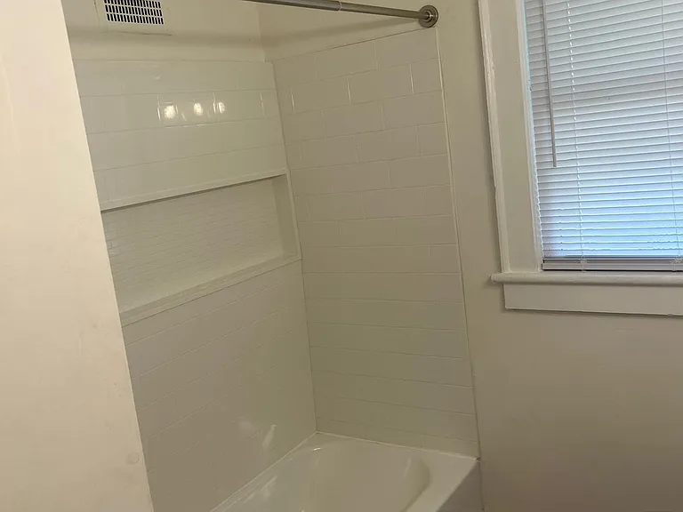 2215 Atlanta Ave — Photo 11