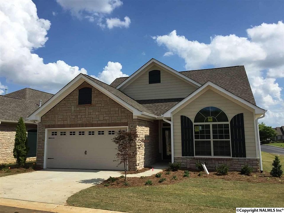 1st image of 12 Cedar Holly Ln