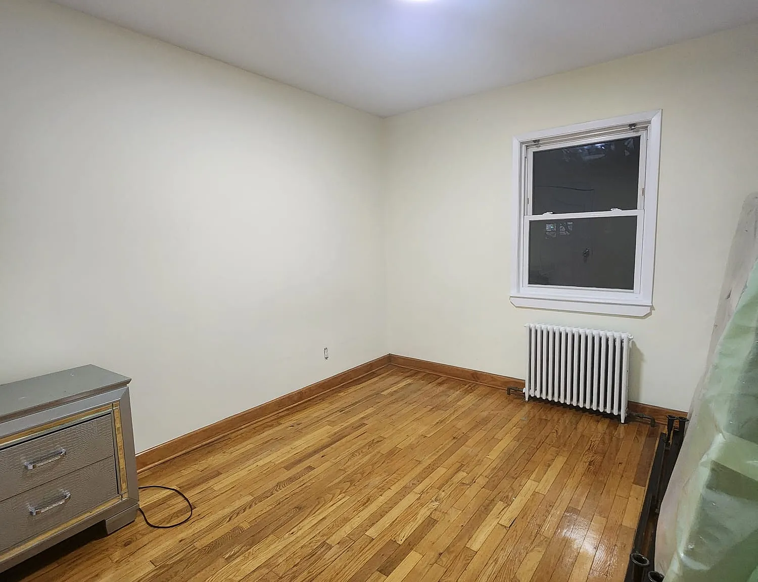 167th St, Fresh Meadows — Photo 4