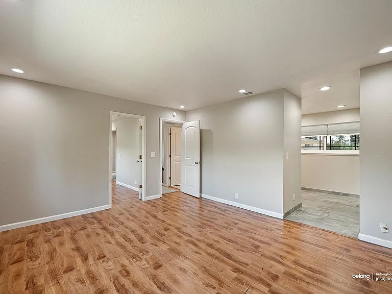 3661 Slopeview Dr — Photo 61