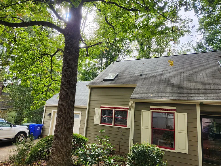 208 Westbrook Dr — Photo 10