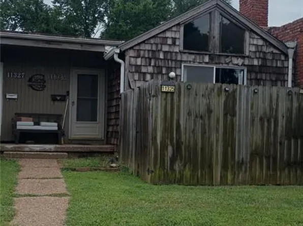 11325 Calico Dr, Kansas City, MO 64137
