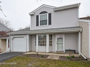 712 Brittany Ln, Island Lake, IL 60042