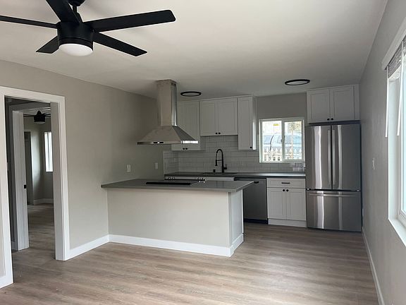 3rd image of 4328 Fanuel St #1