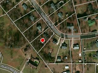 225 Crooked Tree Dr, Inman, SC 29349