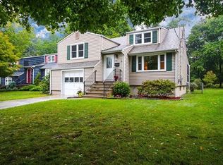 98 Christol St, Metuchen, NJ