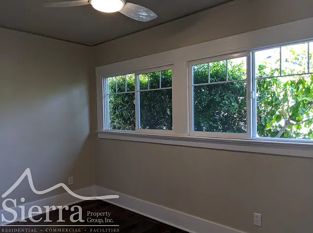 1323 Olive St #D — Photo 6