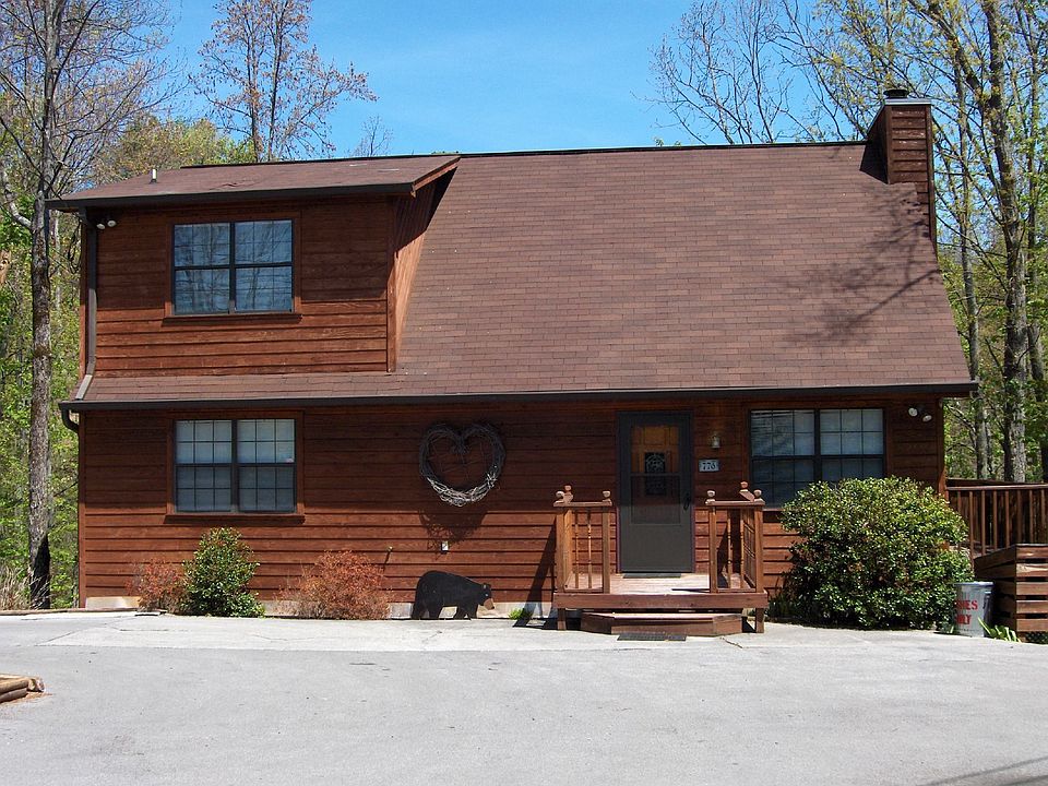 Front of All Decked Out